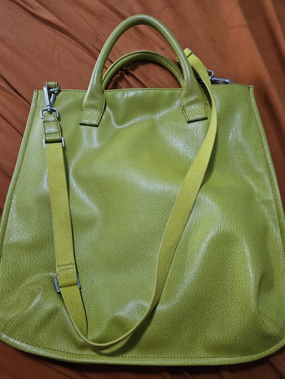 Matt And Nat Green Top-Handle Tote Bag with Adjustable Strap